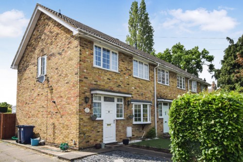 Arrange a viewing for Harcourt, Meadow Way, Godmanchester