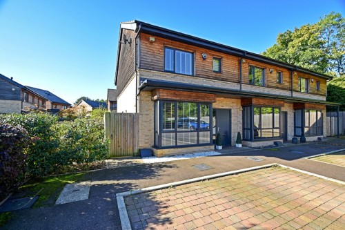 Arrange a viewing for Eaton Close, Eaton Ford